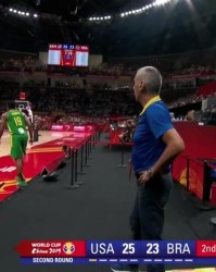  菲尔特主场氛围火爆，球迷助威催生逆转好戏  