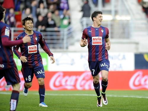  美因茨主场雨战艰难战平法兰克福保持不败态势